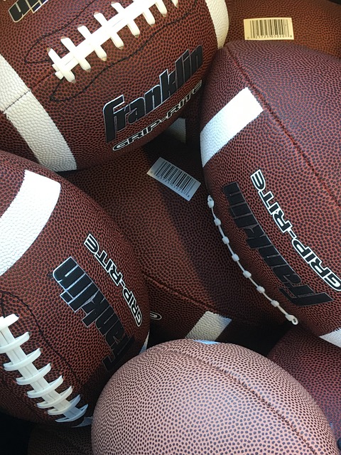 肩负着重要 肩负着重要